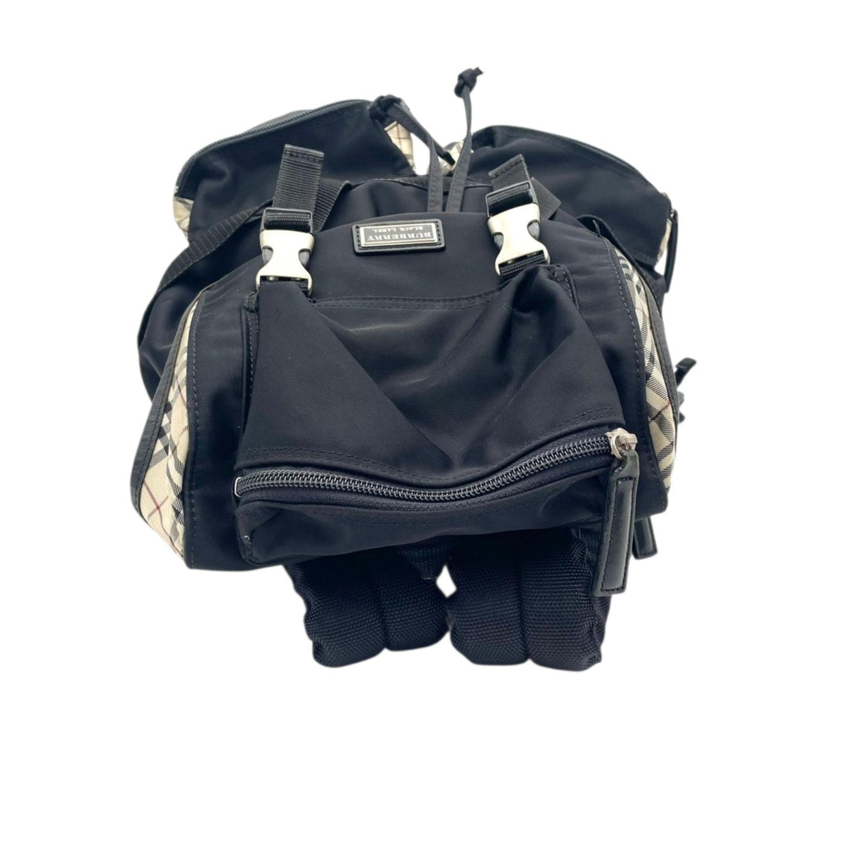 バーバリーブラックレーベル BURBERRY BLACK LABEL ノバチェック柄 ナイロン バックパック リュックサック デイパック ブラック 黒 ベージュ シルバー金具 A4収納可 通勤 通学 メンズ レディース ユニセックス 大容量 S88