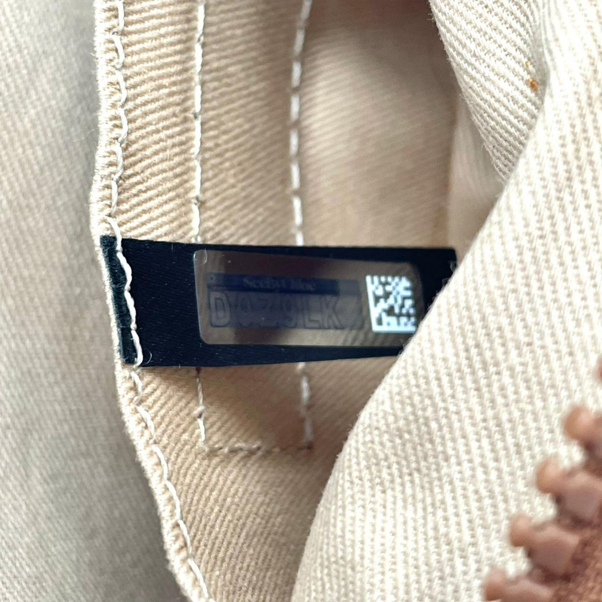 シーバイクロエ SEE BY CHLOE TILLY ティリー スモールカメラバッグ ショルダーバッグ ハンドバッグ 2WAY 斜め掛け キャンバス レザー 本革 ライトブラウン ベージュ系 刺繍ロゴ ゴールド金具 カジュアル レディース S35