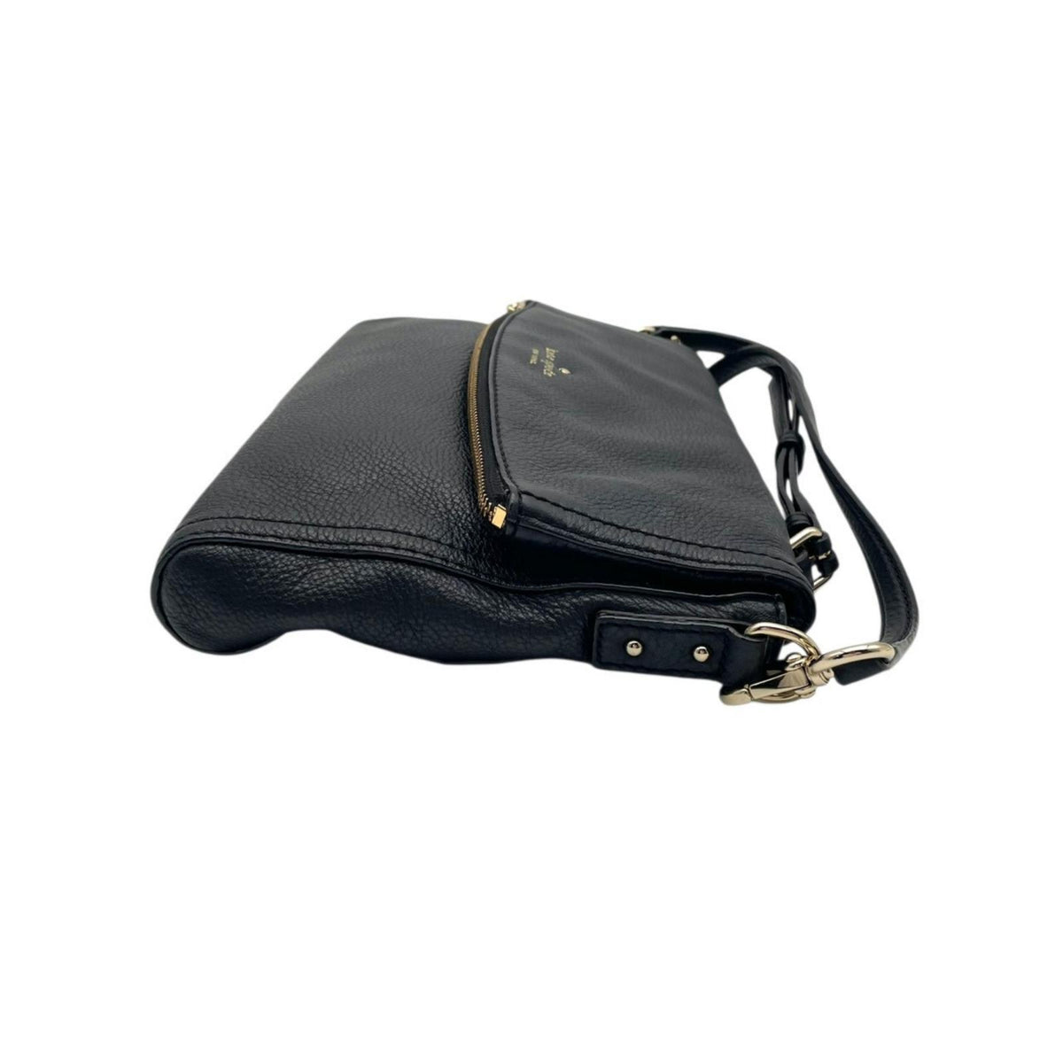 【美品】ケイトスペード kate spade コブルヒル カーソン Cobble Hill Carson レザー ショルダーバッグ 斜め掛け クロスボディ フラップ 本革 ブラック 黒 ゴールド金具 ストライプ柄 ライニング エレガント レディース S96