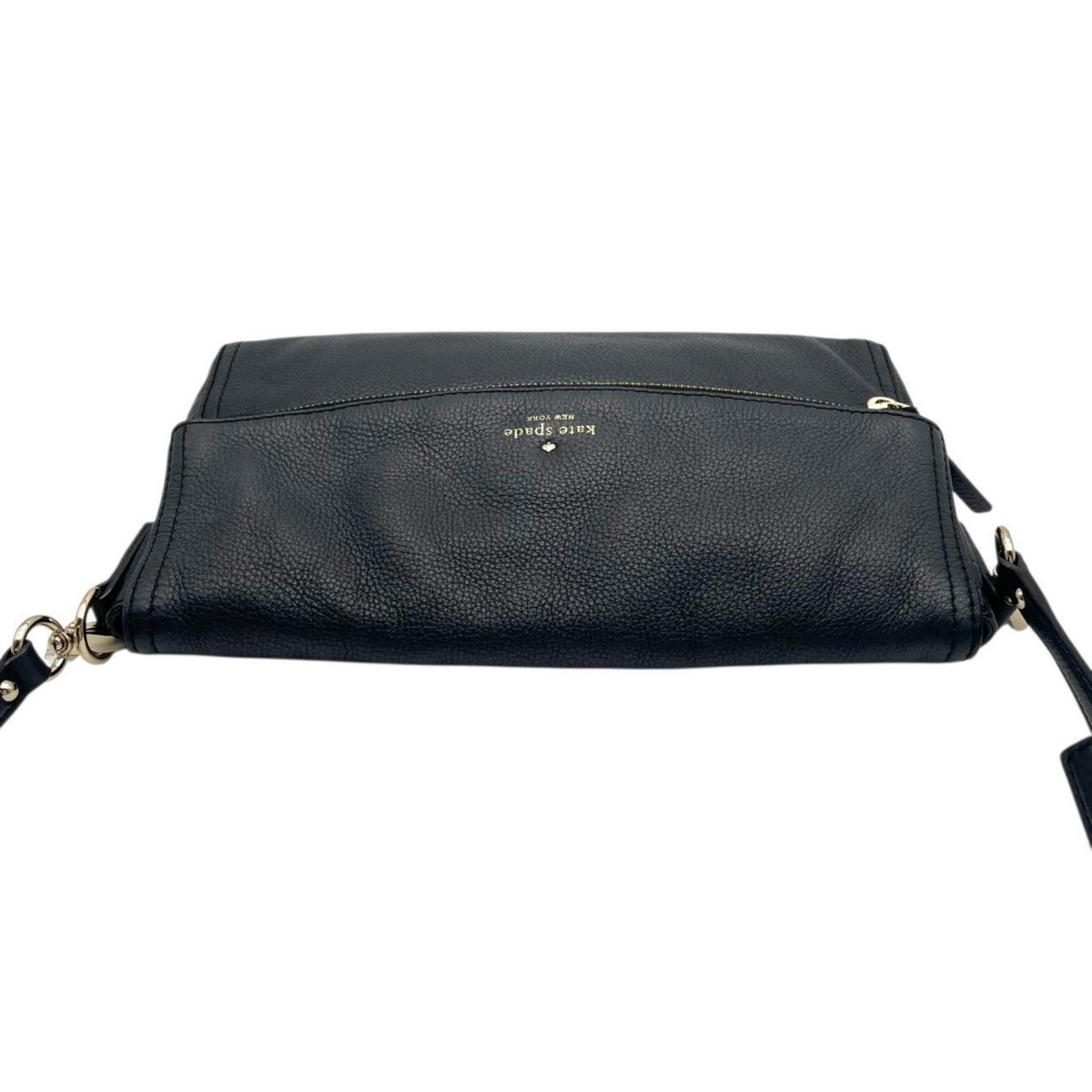 【美品】ケイトスペード kate spade コブルヒル カーソン Cobble Hill Carson レザー ショルダーバッグ 斜め掛け クロスボディ フラップ 本革 ブラック 黒 ゴールド金具 ストライプ柄 ライニング エレガント レディース S96