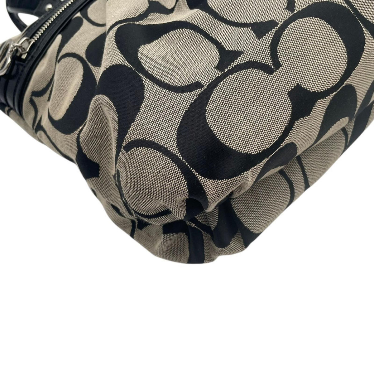 美品 COACH コーチ ポピー デイジー シグネチャー トートバッグ F22947 キャンバス レザー グレー ブラック 肩掛け A4収納 大容量 Y2K ヴィンテージ ハートチャーム レディース 通勤 通学 シルバー金具 S70