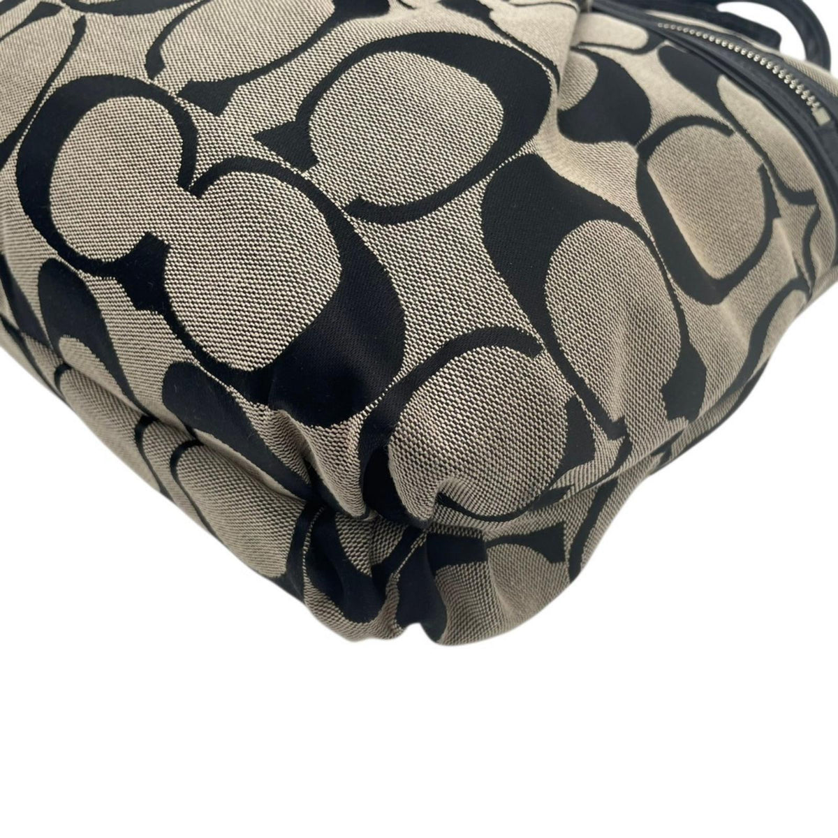 美品 COACH コーチ ポピー デイジー シグネチャー トートバッグ F22947 キャンバス レザー グレー ブラック 肩掛け A4収納 大容量 Y2K ヴィンテージ ハートチャーム レディース 通勤 通学 シルバー金具 S70