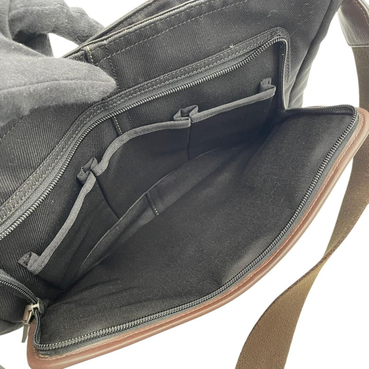 美品 COACH コーチ メッセンジャーバッグ ショルダーバッグ F70677 エセックス キャンバス レザー ブラック ブラウン フラップ 斜め掛け 肩掛け A4収納 大容量 メンズ レディース ユニセックス ビジネス 通勤 通学 S70