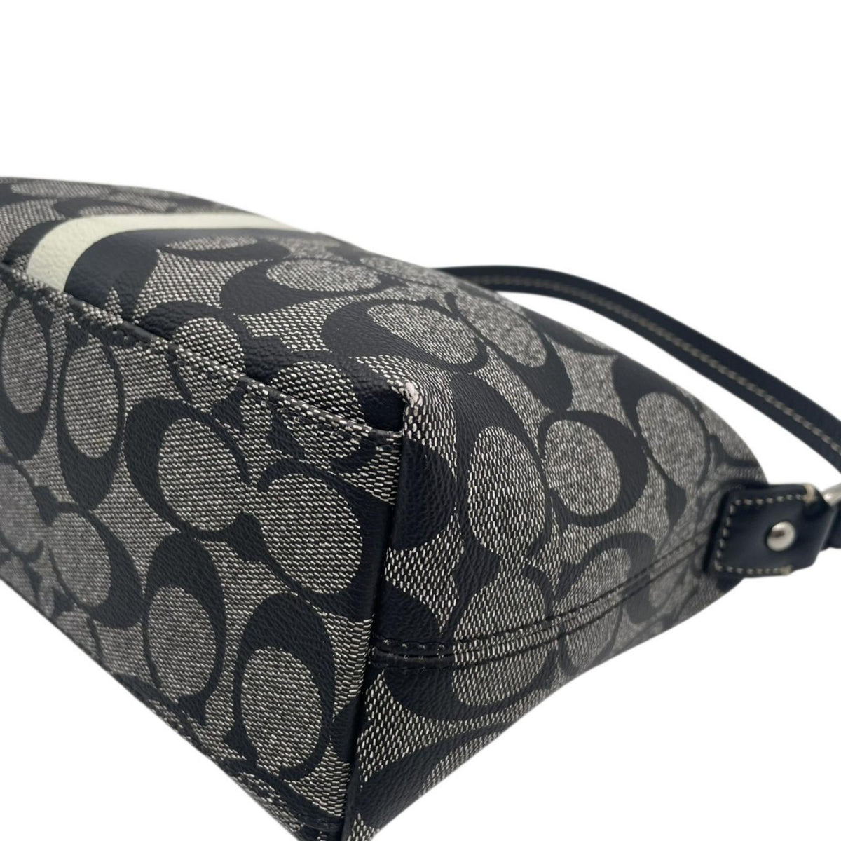 【美品】COACH コーチ ヘリテージ シグネチャー ストライプ スモール ハンドル ポーチ PVCレザー グレー ブラック ハンドバッグ ミニバッグ アクセサリーポーチ レディース お出かけ デイリー オシャレ S20