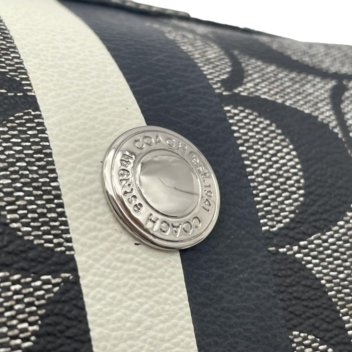 【美品】COACH コーチ ヘリテージ シグネチャー ストライプ スモール ハンドル ポーチ PVCレザー グレー ブラック ハンドバッグ ミニバッグ アクセサリーポーチ レディース お出かけ デイリー オシャレ S20