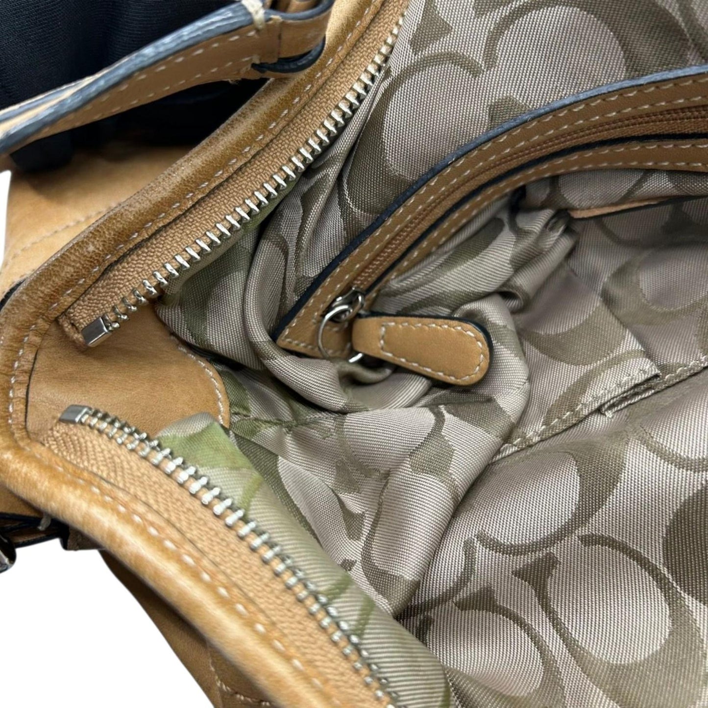 COACH コーチ ショルダーバッグ ホーボーバッグ 3651 レザー キャメル ブラウン ワンショルダー 肩掛け レディース シルバー金具 ビンテージ クラシック シンプル デイリーユース 通勤 通学 A4収納可能 クリーニング済み S44