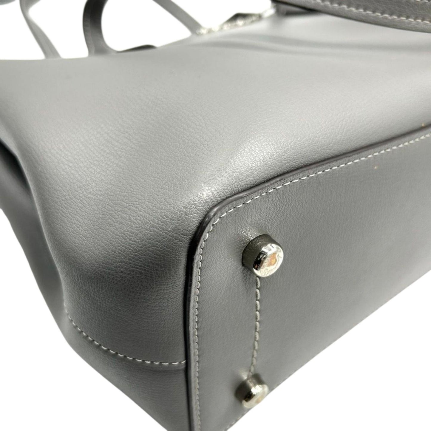 COACH コーチ トートバッグ F48733 レザー グレー A4収納可 肩掛け レディース 通勤 通学 ビジネスバッグ シンプル 大容量 ロゴチャーム付き エレガント スタイリッシュ 人気モデル クリーニング済み s31