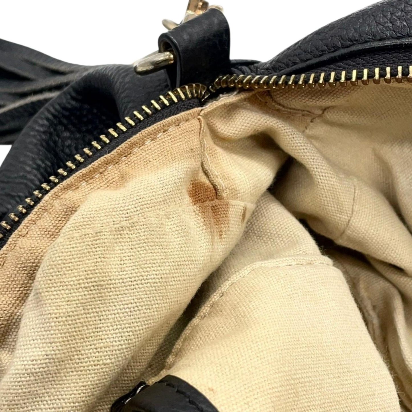 TORY BURCH トリーバーチ ショルダーバッグ ハンドバッグ 2WAY チェーンショルダー タッセル フリンジ デカロゴ レザー 本革 シボ革 ブラック 黒 ゴールド金具 レディース エレガント クラシック 大容量 クリーニング済み s39