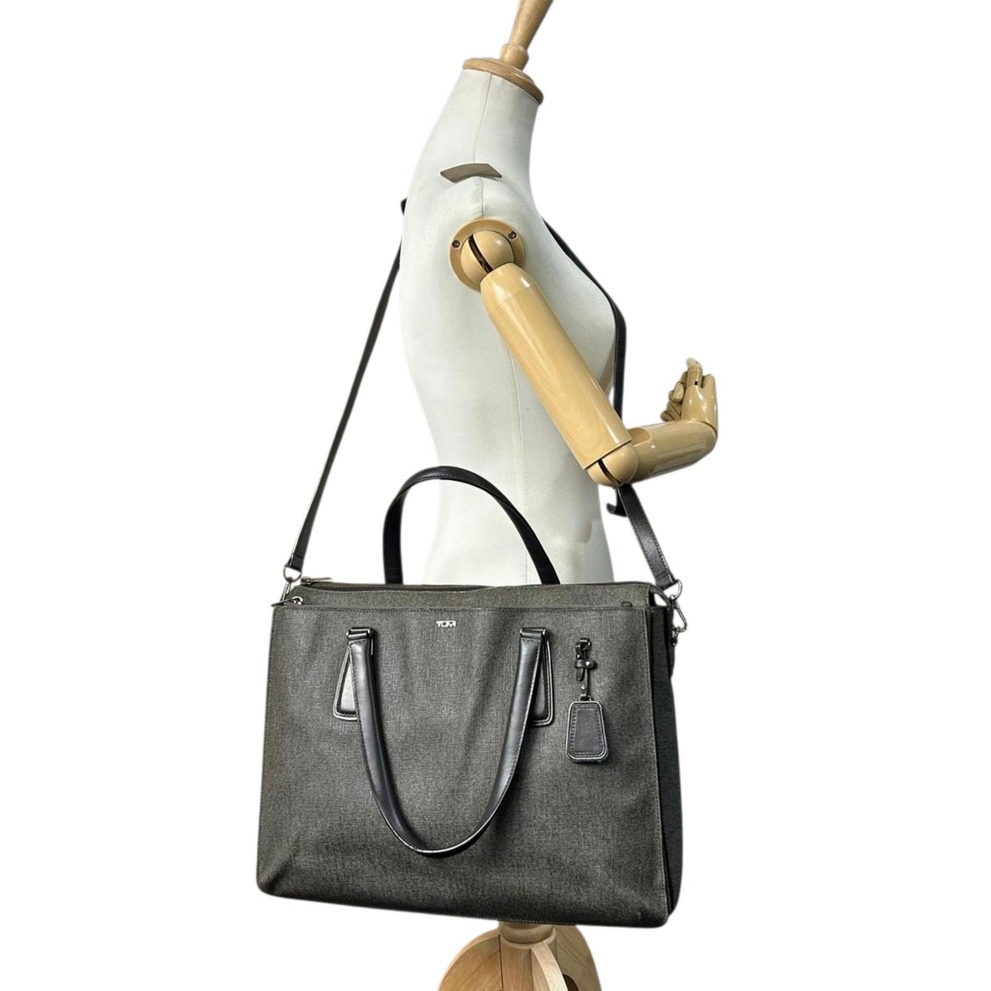 TUMI トゥミ ビジネスバッグ トートバッグ ブリーフケース ショルダーバッグ 2WAY 肩掛け 斜め掛け可 A4収納可 PC収納 大容量 PVC レザー 本革 メンズ 通勤 通学 書類カバン エレガント スタイリッシュ 自立可 X3