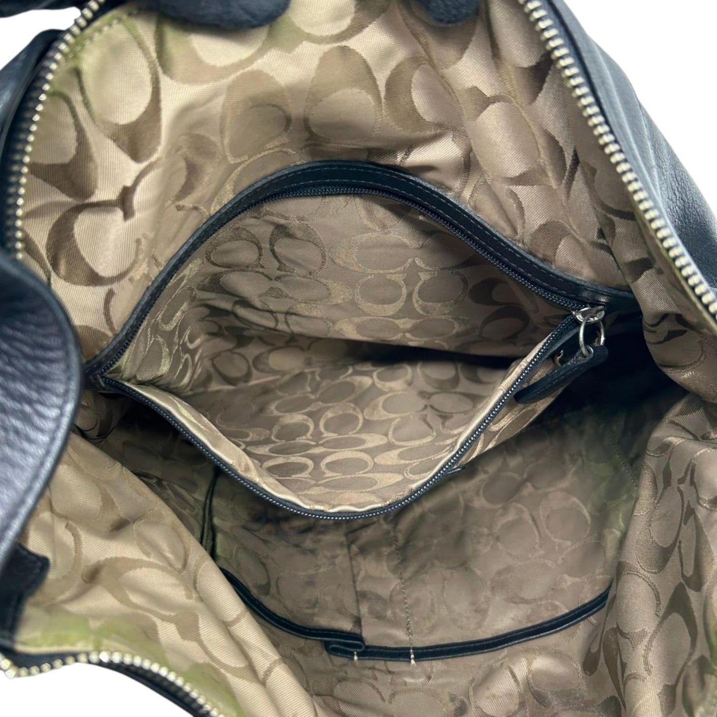 コーチ COACH 9177 レザー ショルダーバッグ クロスボディ 斜め掛け メッセンジャーバッグ 本革 ブラック 黒 A4収納可 大容量 通勤 通学 メンズ レディース ユニセックス ヴィンテージスタイル シンプル カジュアル 無地 ファスナー開閉 E6