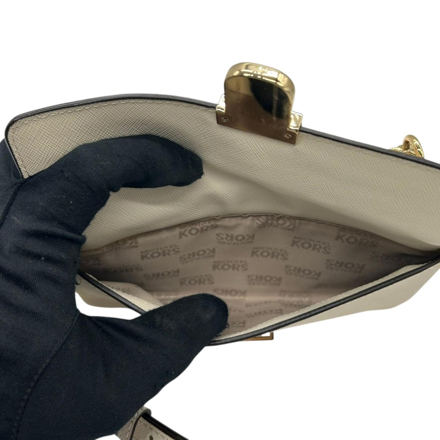 美品 マイケルコース MICHAEL KORS ウォレットバッグ チェーンウォレット お財布ショルダー 長財布 斜め掛け可 白 ホワイト アイボリー バニラ PVC ゴールド金具 クラッチ 2way 多機能 スマホ収納可 レディース お出かけ s93