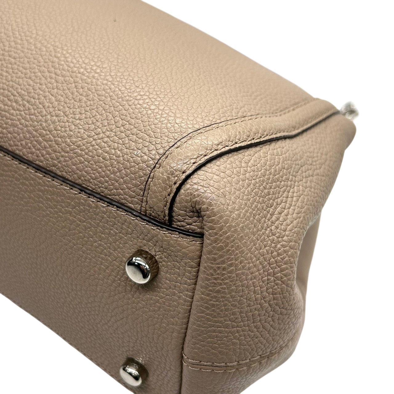 美品 コーチ COACH イーディー 36855 トートバッグ ショルダーバッグ チェーン ターンロック レザー 本革 ベージュ グレージュ レディース 肩掛け ワンショルダー A4収納可 通勤 通学 鞄 カバン s78