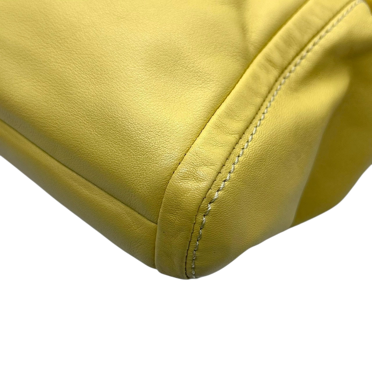 美品 コーチ COACH パーカー F13416 2WAY ショルダーバッグ ハンドバッグ 斜め掛け可 レザー 本革 イエロー 黄色 マスタード コンバーチブル ギャザー タッセル チャーム レディース 肩掛け 軽量 鞄 カバン s78