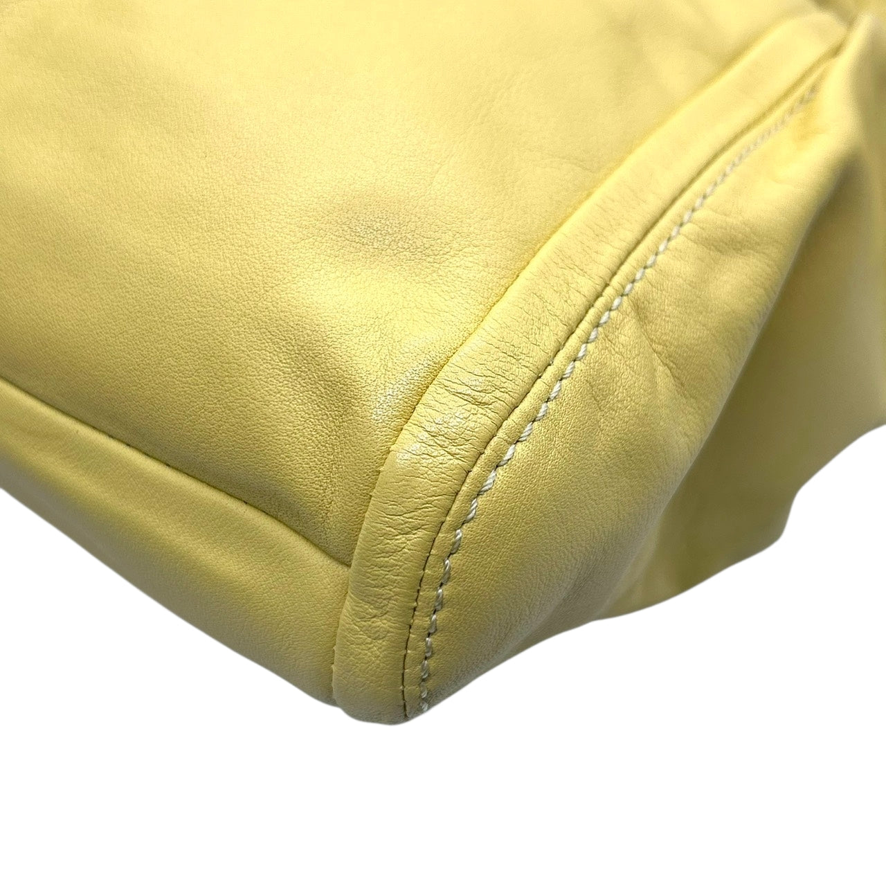 美品 コーチ COACH パーカー F13416 2WAY ショルダーバッグ ハンドバッグ 斜め掛け可 レザー 本革 イエロー 黄色 マスタード コンバーチブル ギャザー タッセル チャーム レディース 肩掛け 軽量 鞄 カバン s78