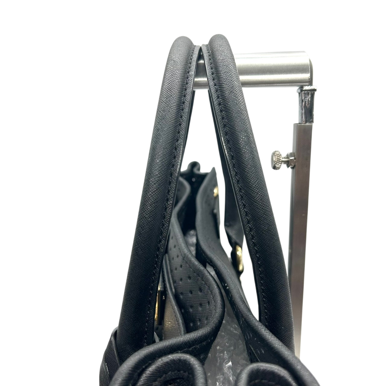 美品 マイケルコース MICHAEL KORS ハミルトン Hamilton トートバッグ ハンドバッグ チェーンショルダー パンチング 黒 ブラック ゴールド金具 パドロック ポーチ付 自立可 肩掛け ワンショルダー サッチェル レディース s93