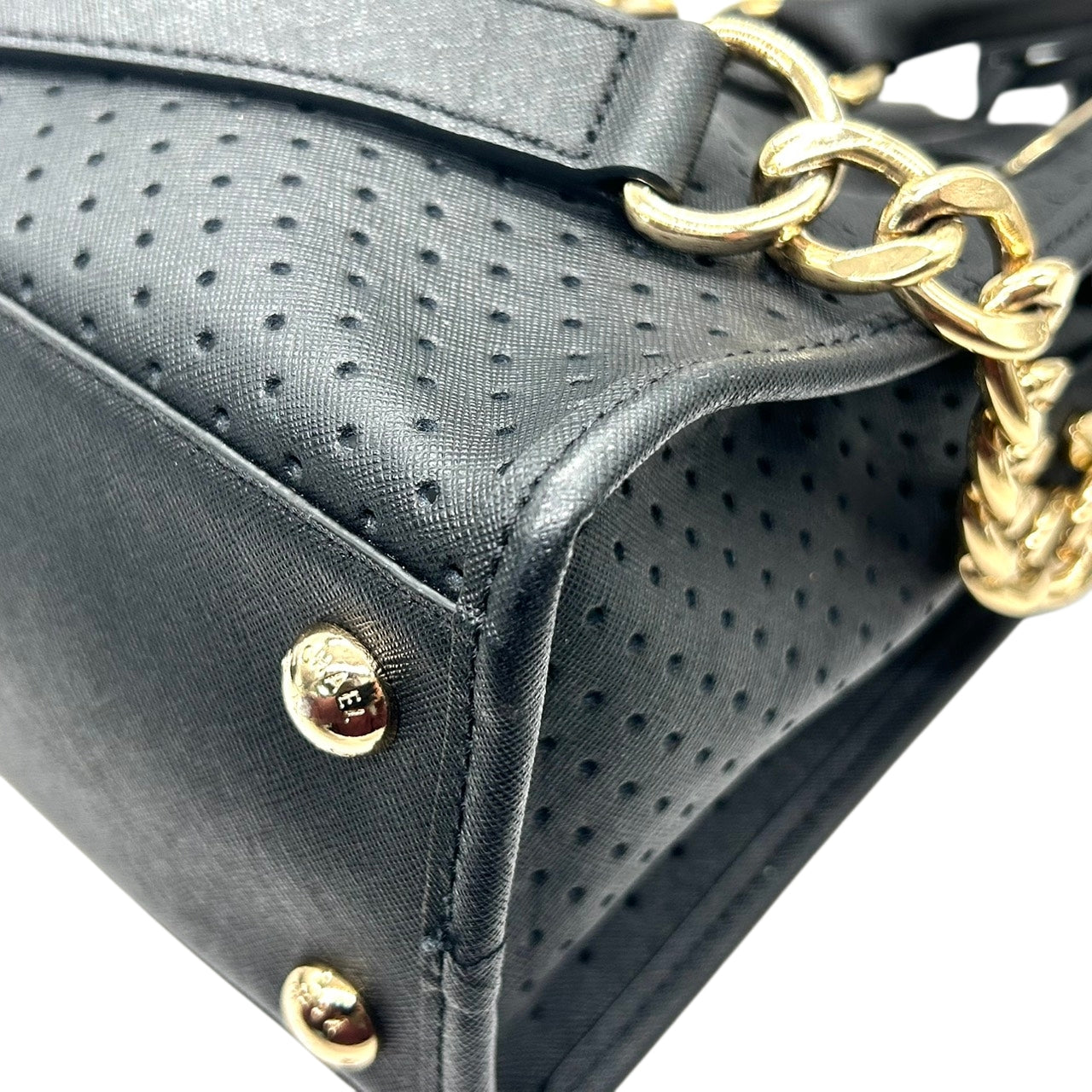 美品 マイケルコース MICHAEL KORS ハミルトン Hamilton トートバッグ ハンドバッグ チェーンショルダー パンチング 黒 ブラック ゴールド金具 パドロック ポーチ付 自立可 肩掛け ワンショルダー サッチェル レディース s93