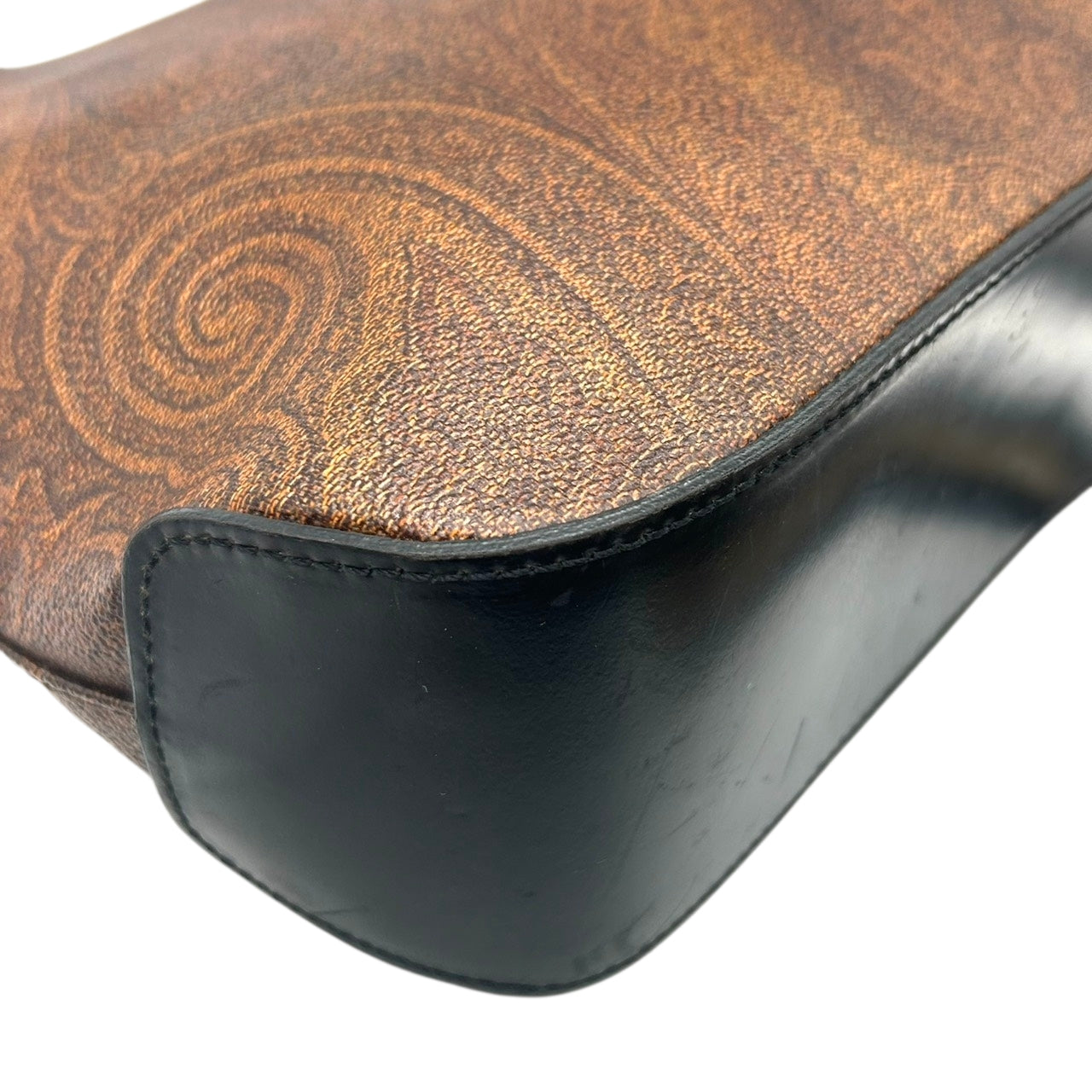 【美品】エトロ ETRO ハンドバッグ トートバッグ ミニトート ペイズリー 総柄 PVC レザー 本革 ブラウン 茶色 ブラック 黒 イタリア製 レディース 女性用 ビンテージ クラシック エレガント 上品 自立可 軽量 マチあり 手提げ 鞄 カバン s94