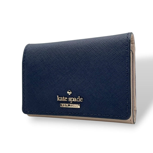 【美品】ケイトスペード kate spade キーケース 6連 サフィアーノレザー バイカラー ネイビー アイボリー 紺 白 ロゴ ゴールド金具 エレガント クラシック 上品 レディース ビジネス 通勤 通学 ギフト プレゼント 小物 雑貨 M2