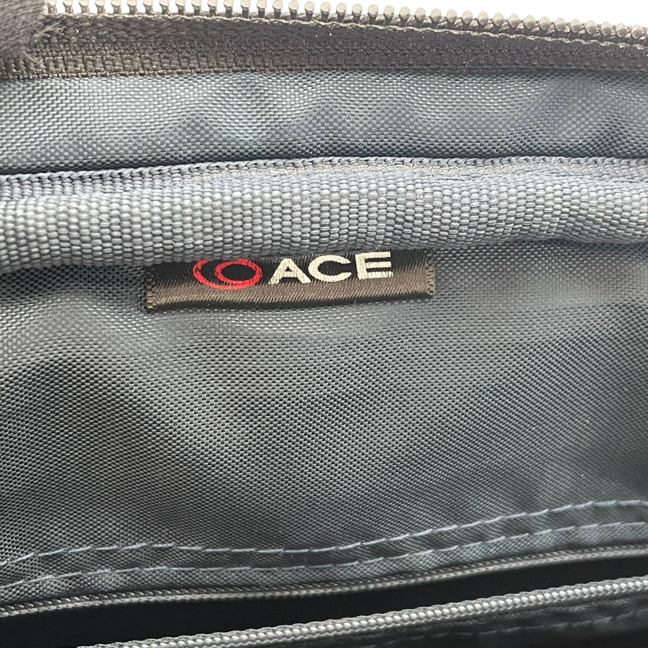 美品 エース ACE ビジネスバッグ ブリーフケース ナイロン 黒 ブラック 2WAY ショルダーバッグ ハンドバッグ 大容量 A4収納 PC収納 通勤 出張 メンズ 多機能 高機能 軽量 スタイリッシュ エレガント ビジネス S64