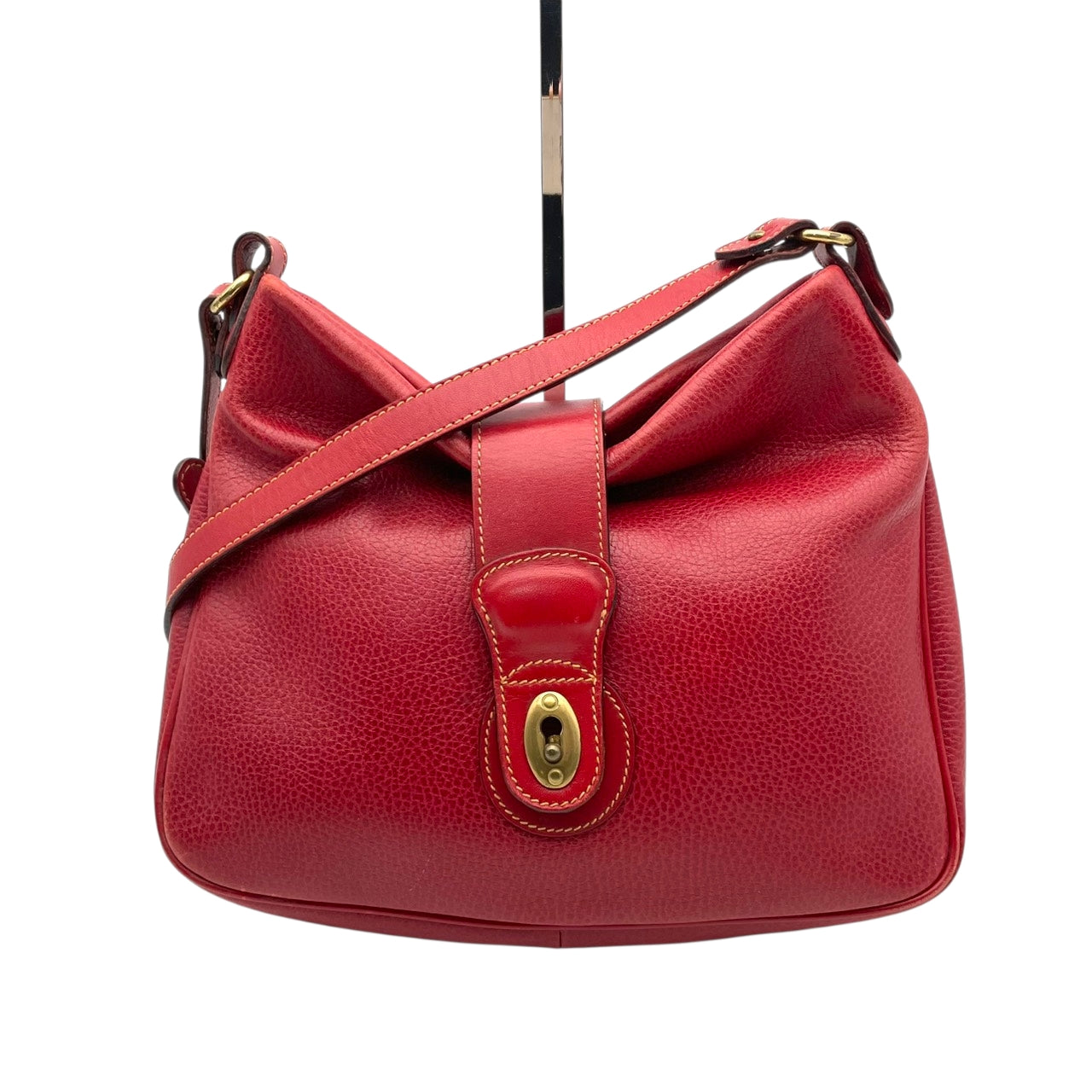 コーチ COACH シェリダン コレクション 本革 フルグレイン レザー ショルダーバッグ レッド 赤 ターンロック 肩掛け レディース 大容量 A4収納 イタリア製 ゴールド金具 牛革 正規品 人気 中古 U3