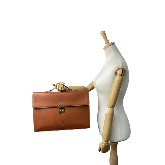LOEWE ロエベ アナグラム エンボス レザー ビジネスバッグ ブリーフケース ブラウン ゴールド金具 ヴィンテージ k13