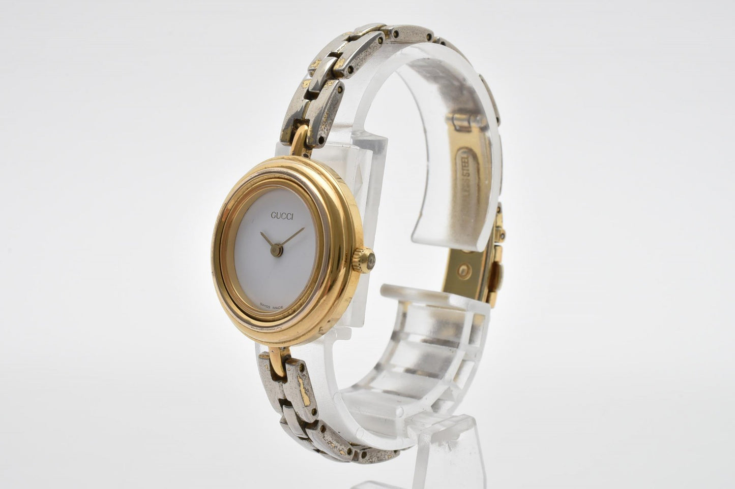グッチ GUCCI 11/12.2 レディース腕時計 ホワイト文字盤 GP ゴールドメッキ ラウンドケース クォーツ ブレスレットモデル ヴィンテージ 1990年代