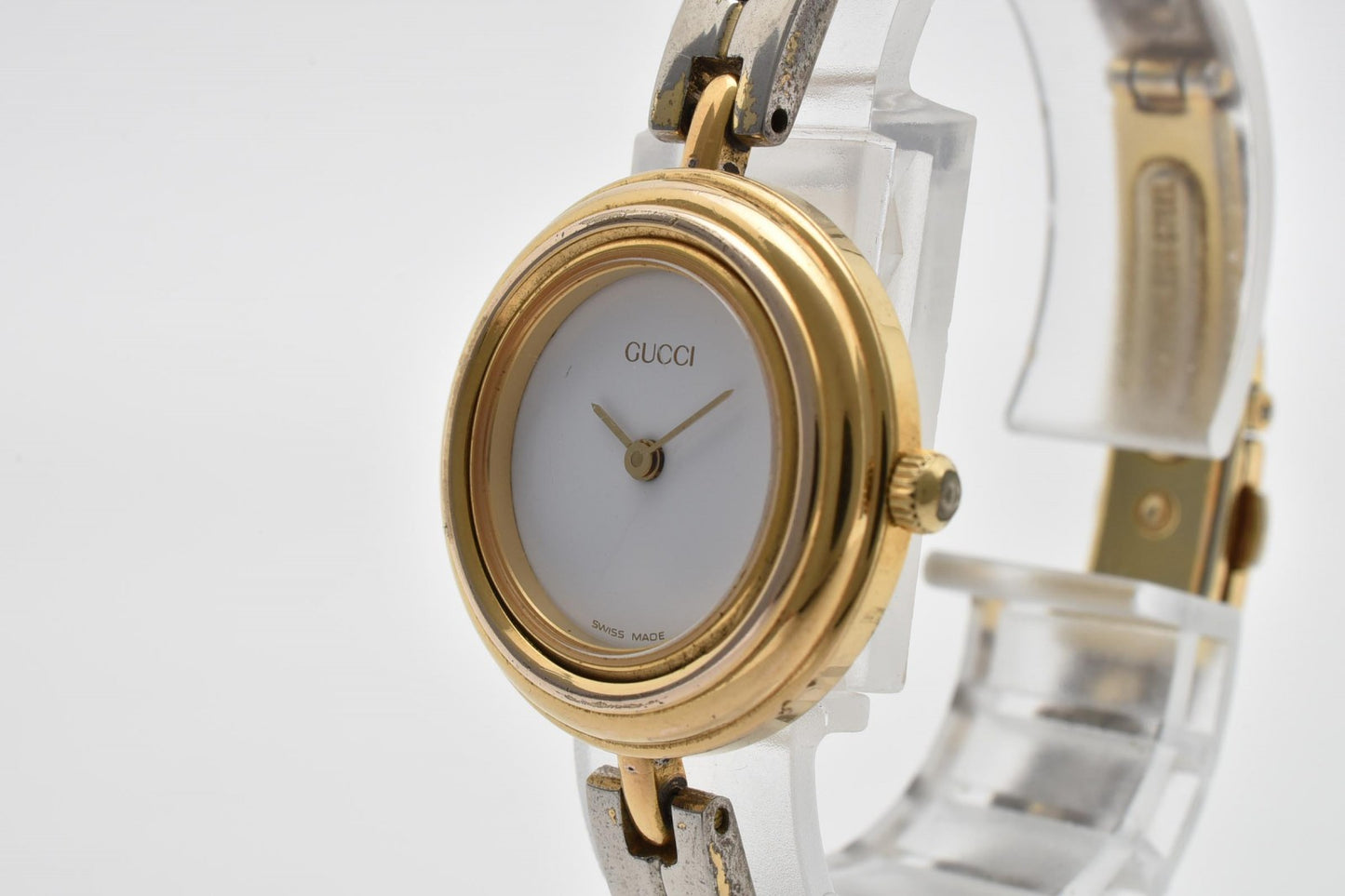 グッチ GUCCI 11/12.2 レディース腕時計 ホワイト文字盤 GP ゴールドメッキ ラウンドケース クォーツ ブレスレットモデル ヴィンテージ 1990年代