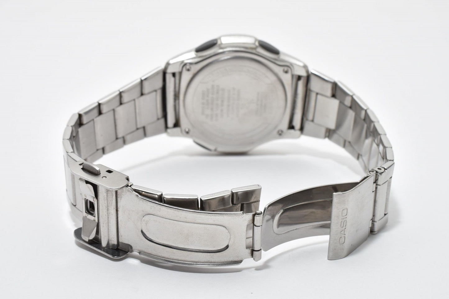 カシオ CASIO Wave Ceptor WVA-M630 メンズ腕時計 電波ソーラー アナデジ シルバー ステンレス