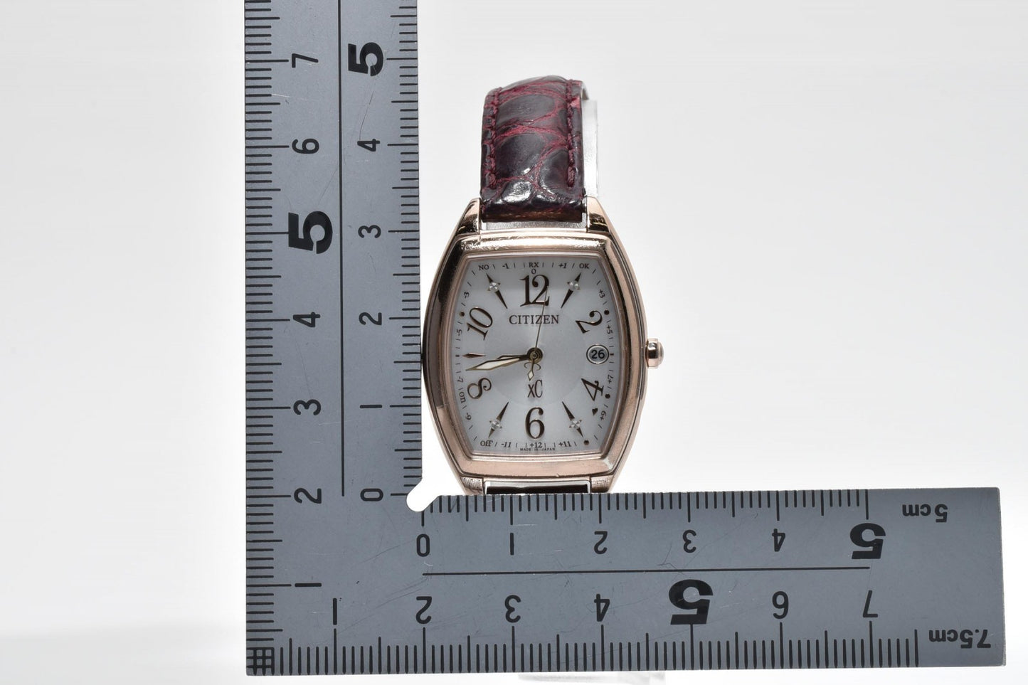 シチズン CITIZEN xC H060-T024751 レディース腕時計 エコドライブ 電波時計 シルバー文字盤 レザーベルト