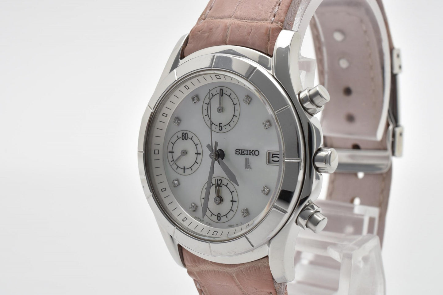 セイコー SEIKO LUKIA 7T92-0BV0 クロノグラフ レディース腕時計 パール文字盤 クオーツ レザーベルト