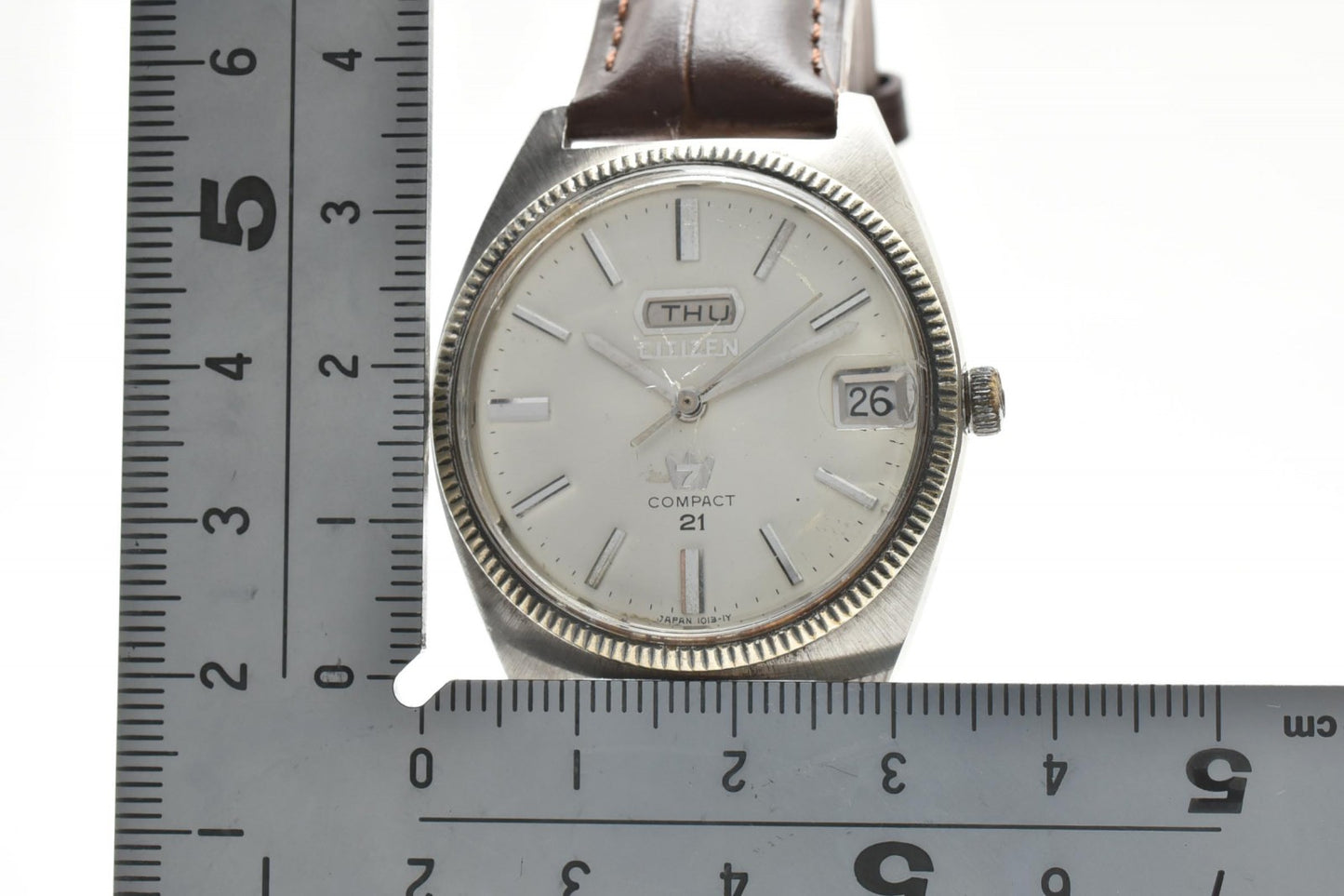 シチズン CITIZEN Compact 21 2806A-TA クオーツ メンズ腕時計 デイデイト シルバー文字盤 レザーベルト