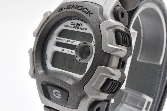 カシオ Casio G-SHOCK DW-004 メンズ腕時計 デジタル表示 キャンバスベルト 樹脂ケース 耐衝撃構造 ヴィンテージ 1990年代 2000年代