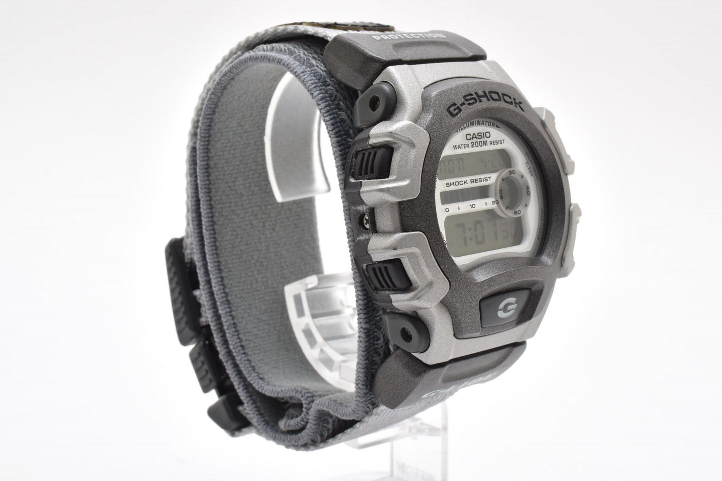 カシオ Casio G-SHOCK DW-004 メンズ腕時計 デジタル表示 キャンバスベルト 樹脂ケース 耐衝撃構造 ヴィンテージ 1990年代 2000年代