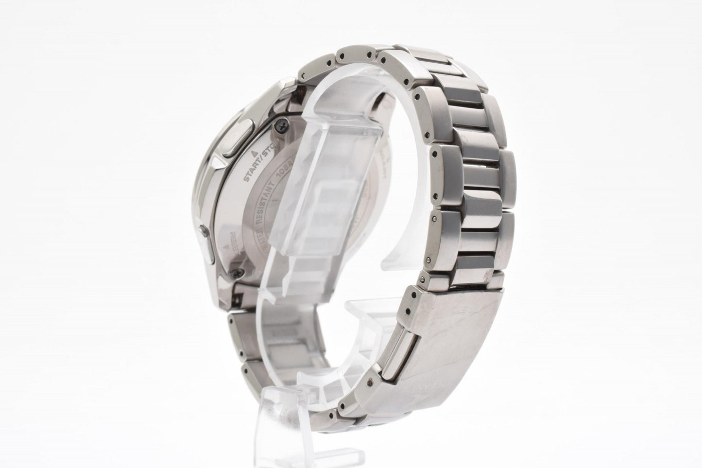 カシオ Casio OCEANUS OCW-M700 メンズ腕時計 電波ソーラー クロノグラフ チタン ブラック文字盤 オシアナス 箱 コマ付き