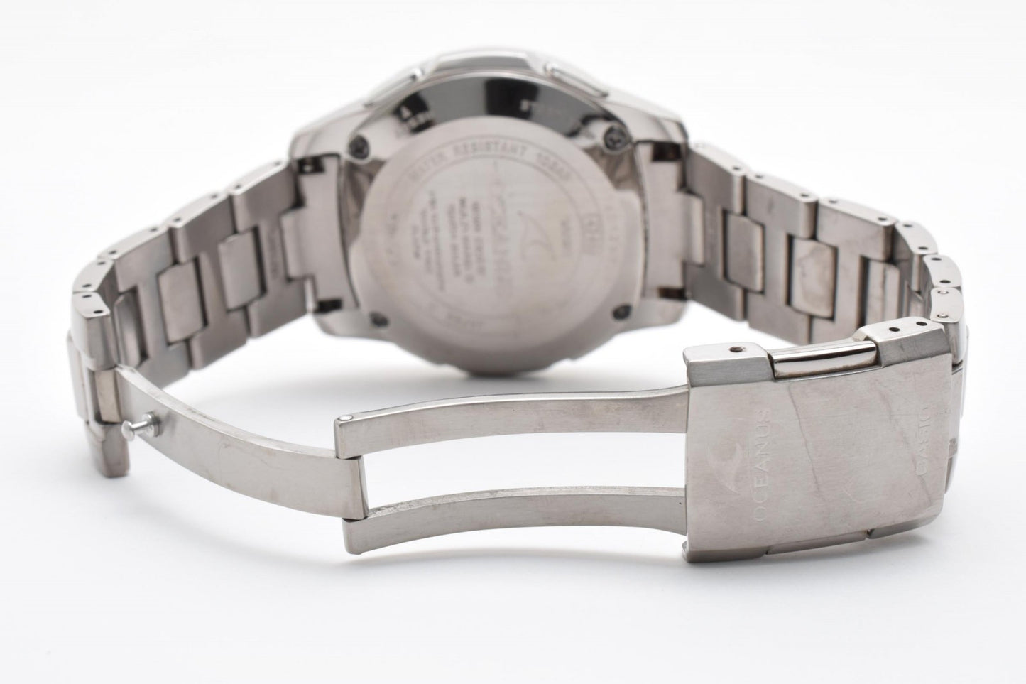カシオ Casio OCEANUS OCW-M700 メンズ腕時計 電波ソーラー クロノグラフ チタン ブラック文字盤 オシアナス 箱 コマ付き