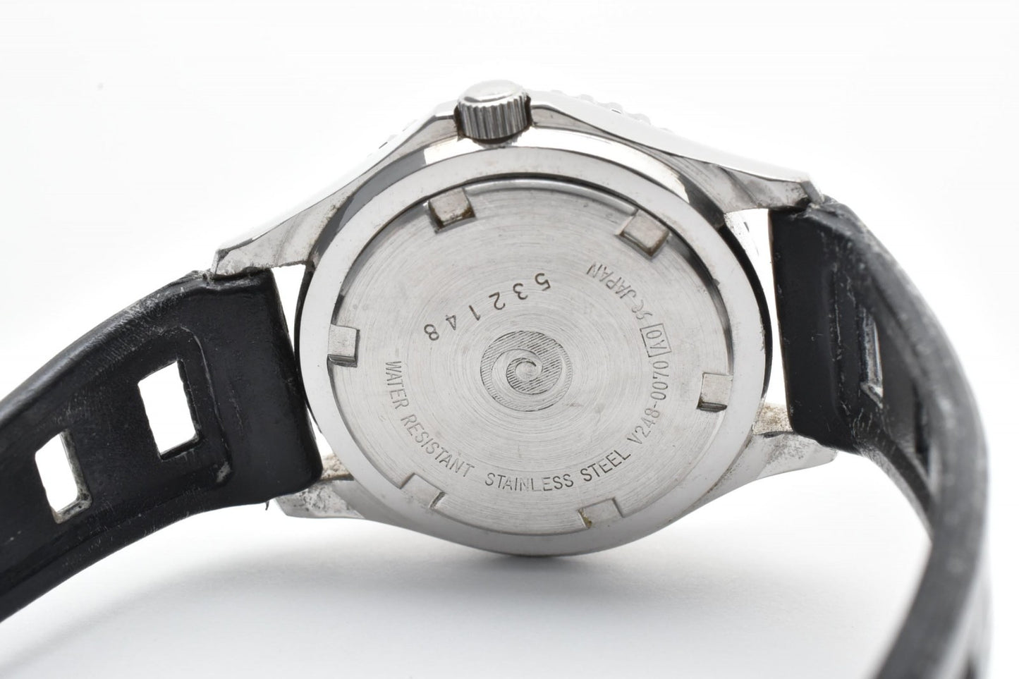 SEIKO ALBA V248-0070 レディース クォーツ ダイバーズ 腕時計 グリーンダイヤル ブラックベゼル シリコンベルト