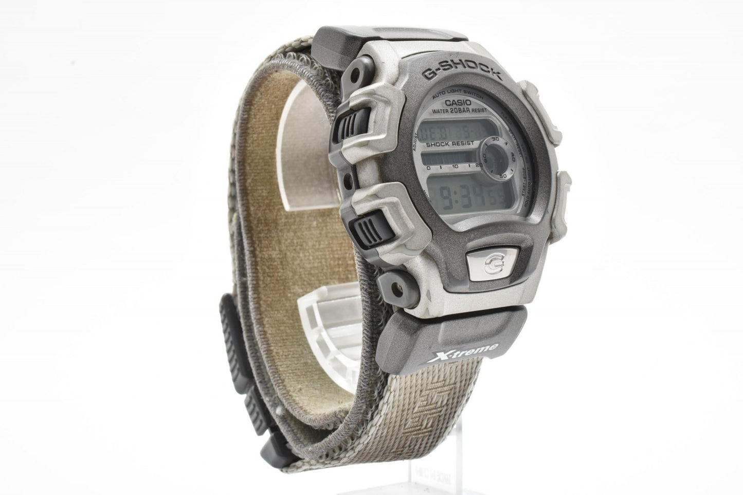 CASIO G-SHOCK X-treme メンズ デジタル 腕時計 グレー ナイロンベルト DWシリーズ クォーツ