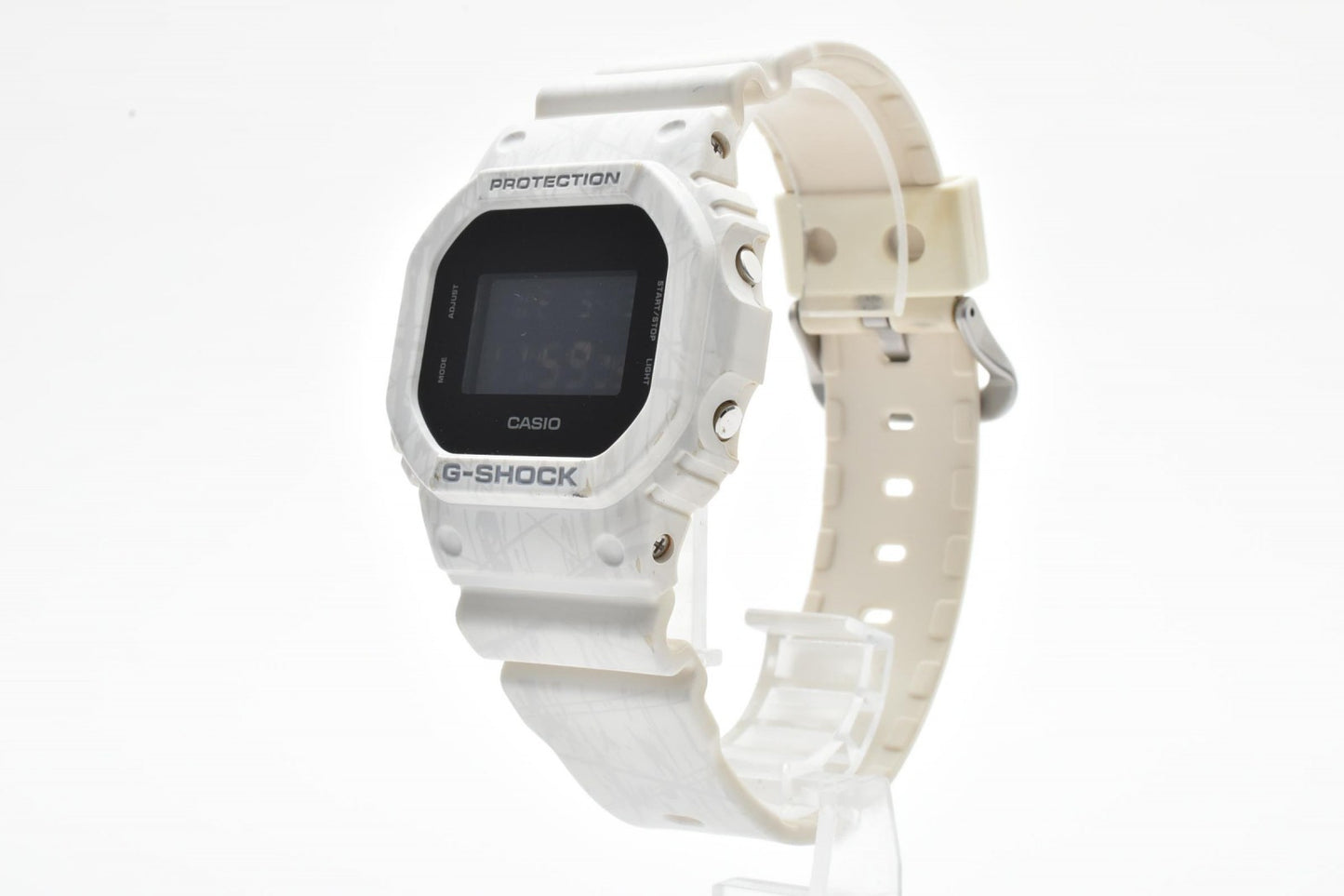 CASIO G-SHOCK DW-5600SL デジタル メンズ クォーツ 腕時計 ホワイト レジン スクエアフェイス