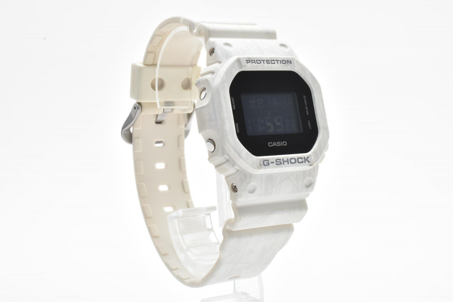 CASIO G-SHOCK DW-5600SL デジタル メンズ クォーツ 腕時計 ホワイト レジン スクエアフェイス