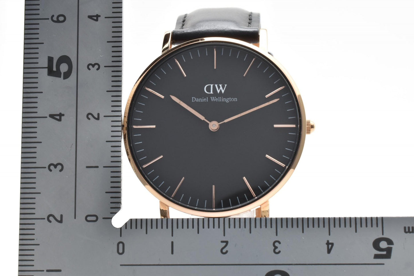 Daniel Wellington ダニエルウェリントン 36R5 腕時計 ブラック文字盤 ローズゴールドケース レザーベルト レディース