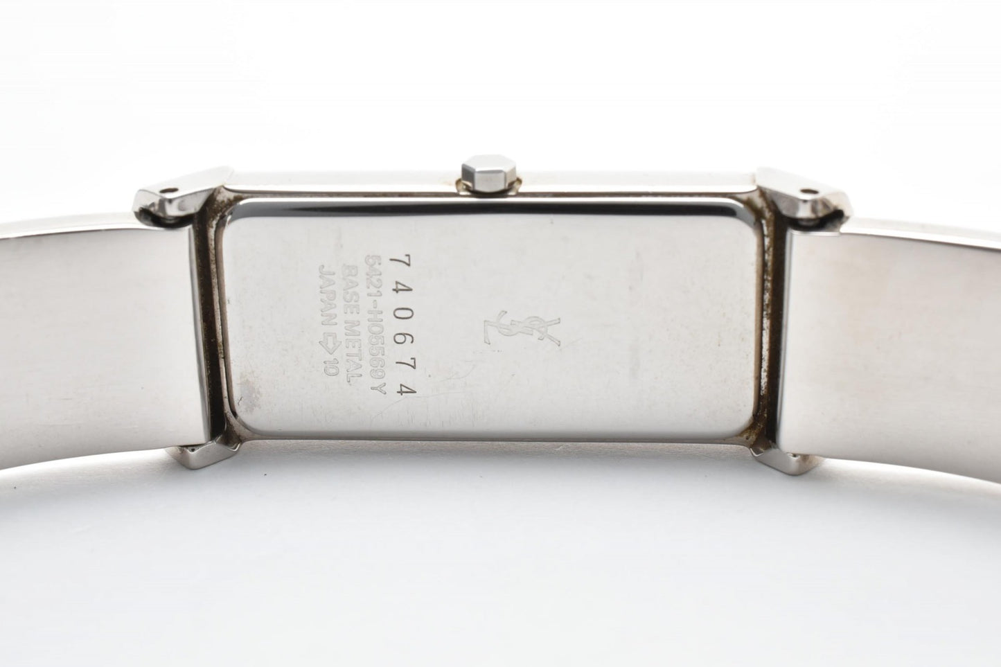 YVES SAINT LAURENT イブ サンローラン 5421-H05569 レディース 腕時計 ブラック文字盤 バングルウォッチ クオーツ