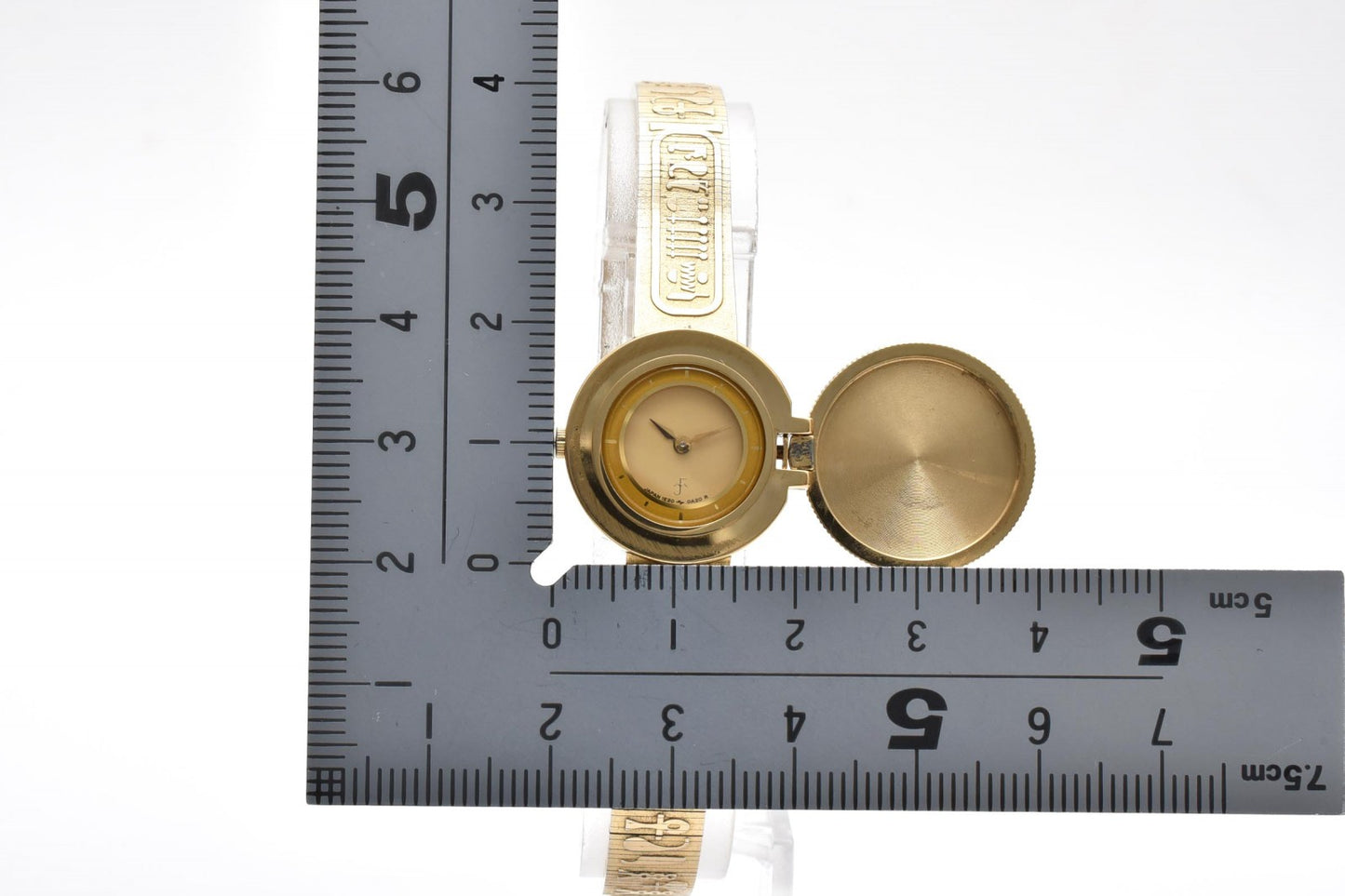 セイコー SEIKO 黄金のネフェルティティ 1E20-0A20 レディース 腕時計 クオーツ ゴールドカラー バングルウォッチ ヴィンテージ