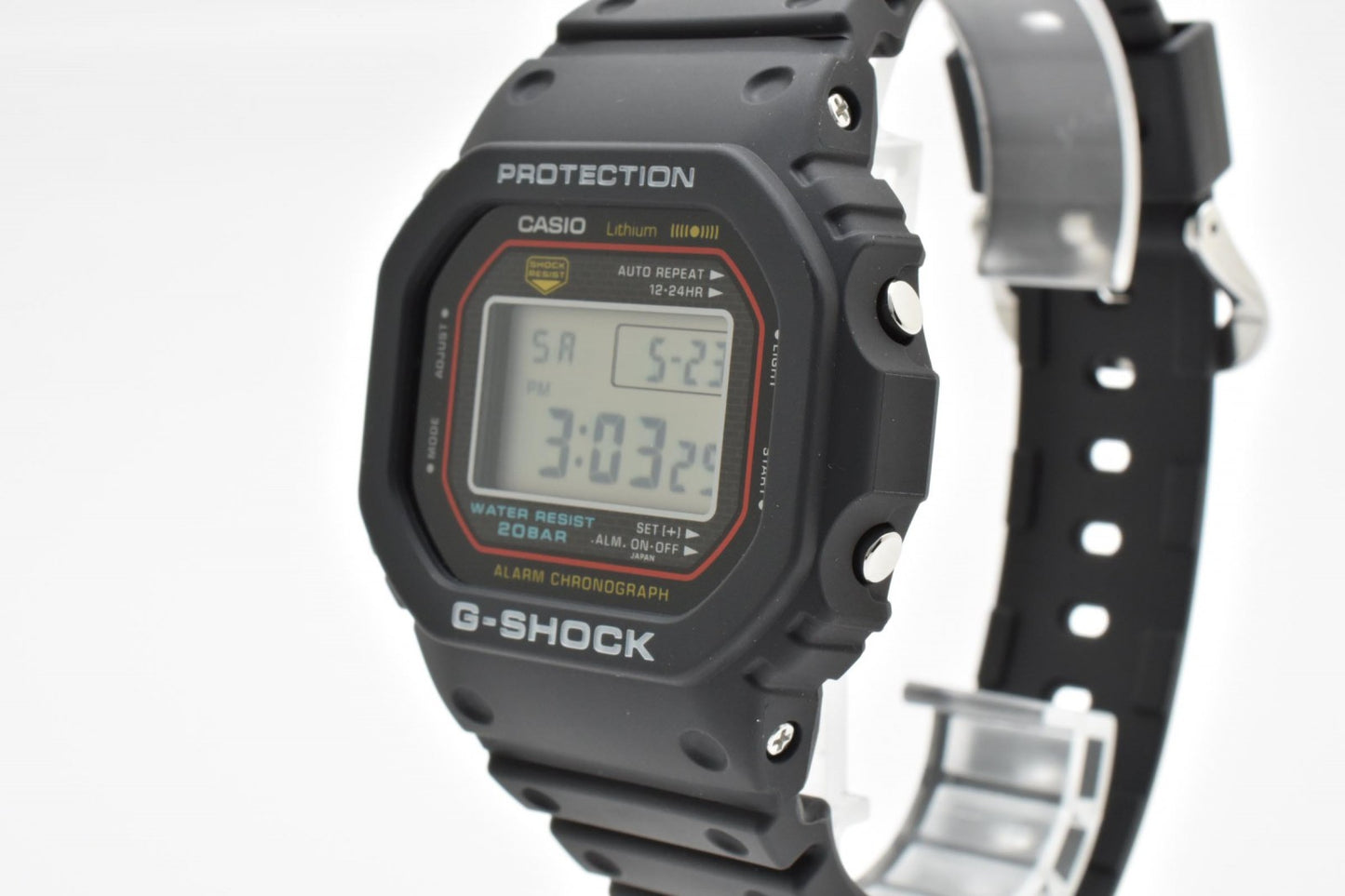 カシオ CASIO G-SHOCK DW-5000R デジタルウォッチ メンズ 腕時計 スクエアフェイス ブラック 樹脂ベルト 箱付