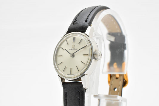 OMEGA シーマスター 手巻き レディース 腕時計 シルバー文字盤 ヴィンテージ レザーベルト オメガ