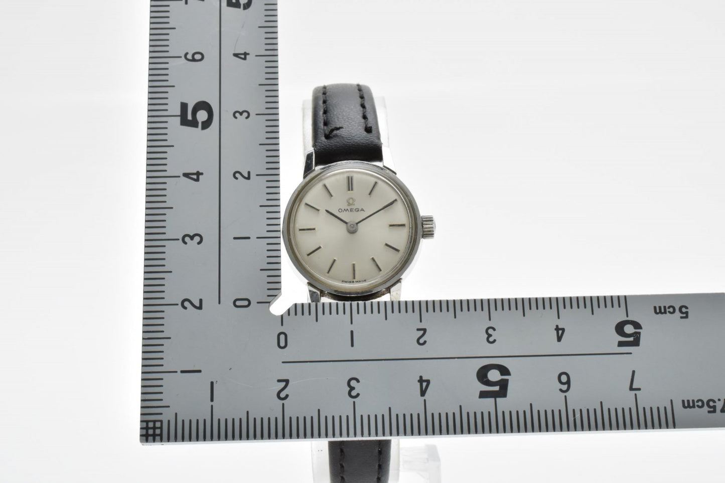OMEGA シーマスター 手巻き レディース 腕時計 シルバー文字盤 ヴィンテージ レザーベルト オメガ