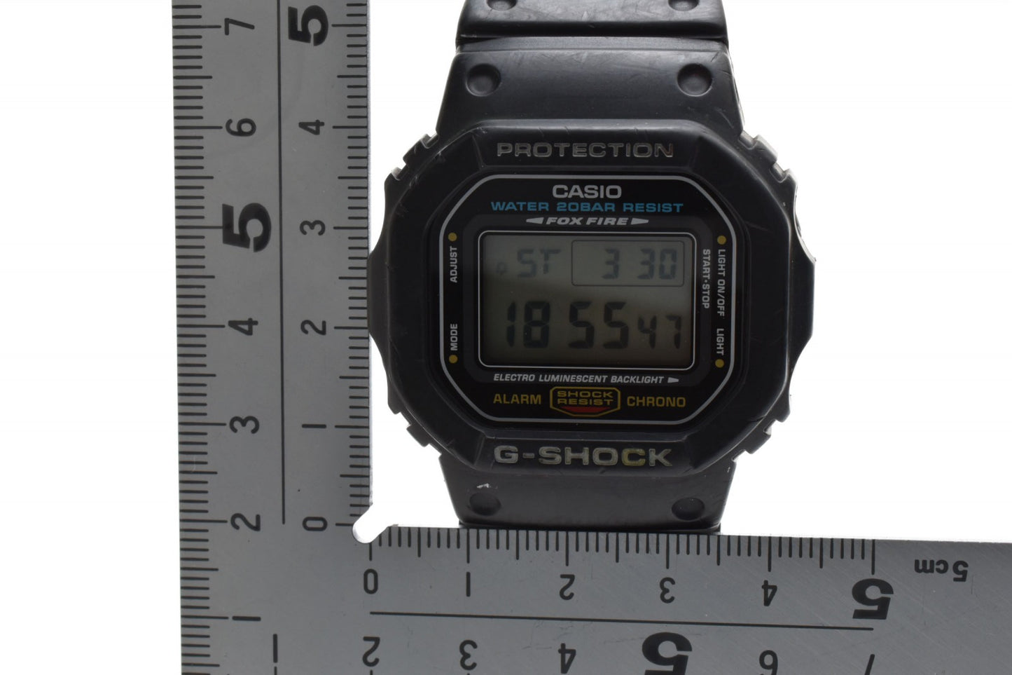 CASIO カシオ G-SHOCK DW-5600E デジタル クオーツ メンズ 腕時計 スクエア ブラック液晶 樹脂ケース 樹脂ベルト
