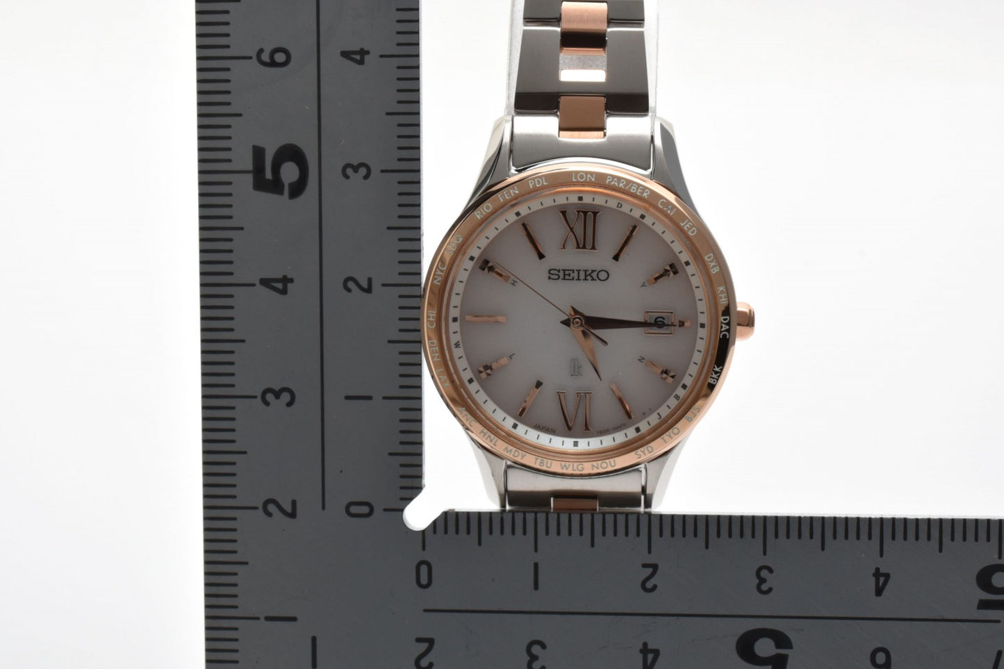 SEIKO セイコー ルキア 1B35-0AY0 電波ソーラー レディース 腕時計 ホワイト文字盤 ローマンインデックス コンビカラー 箱付