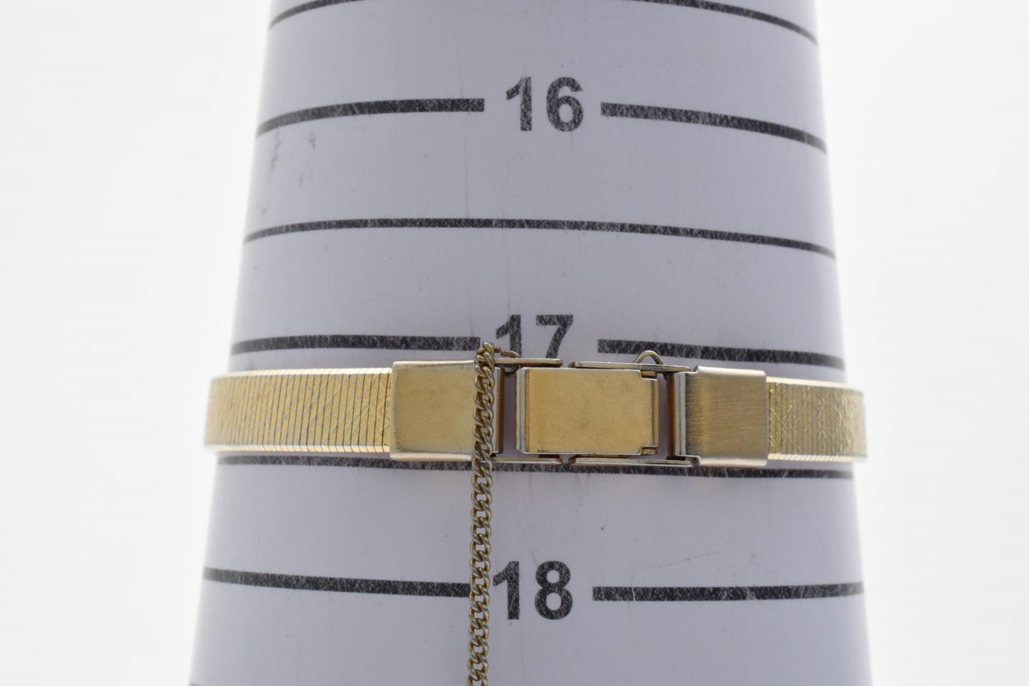 SEIKO セイコー V401-0920 クオーツ レディース 腕時計 ゴールド文字盤 ラウンドケース ステンレス エクスパンションブレス 1990年代