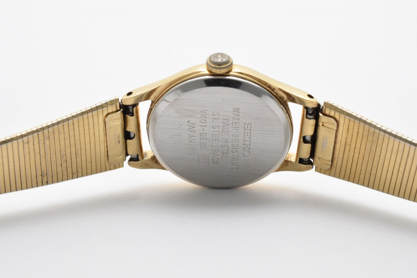 SEIKO セイコー V401-0920 クオーツ レディース 腕時計 ゴールド文字盤 ラウンドケース ステンレス エクスパンションブレス 1990年代