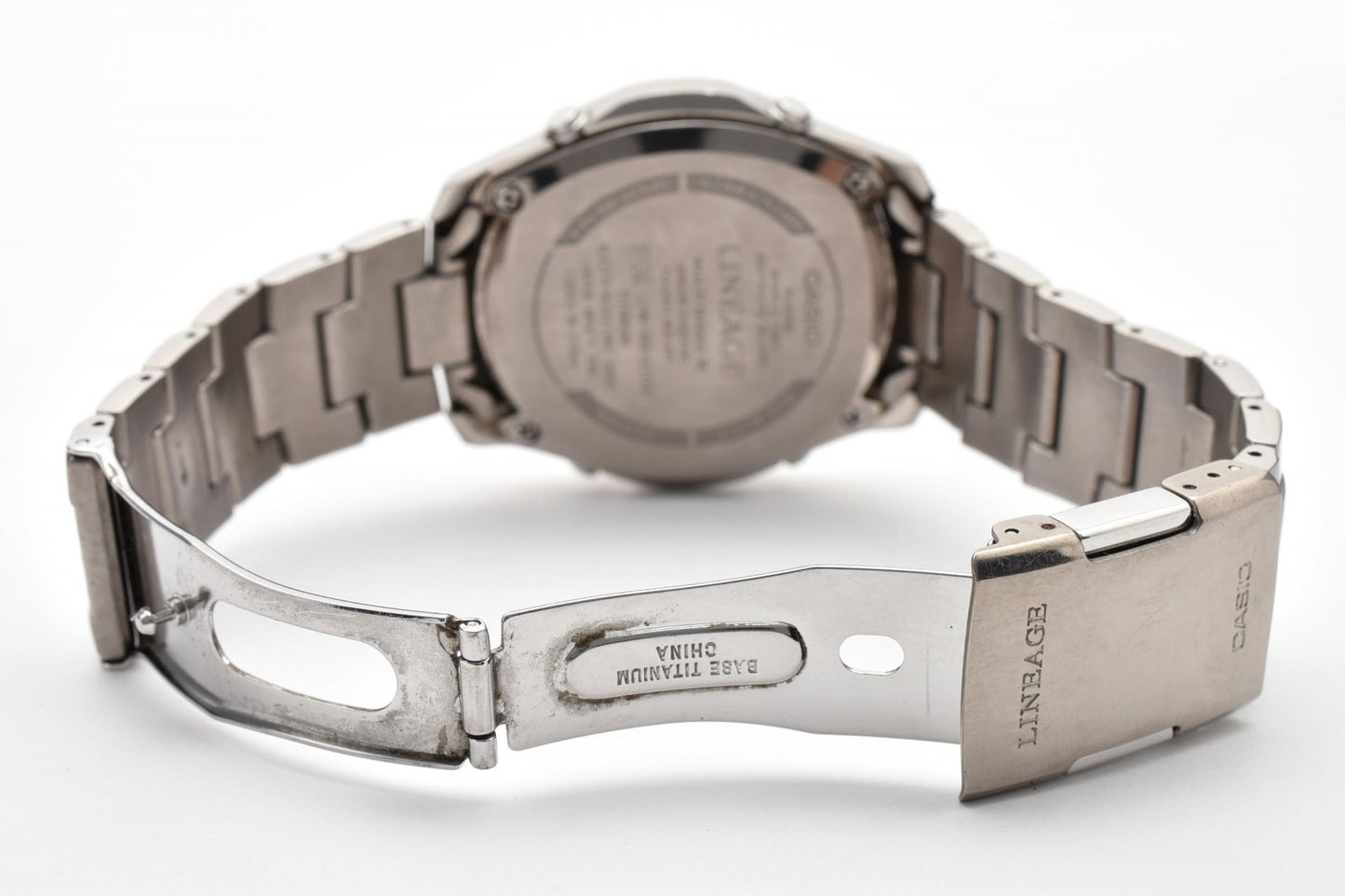CASIO カシオ LINEAGE リニエージ LIW-M610TDS 電波ソーラー チタン メンズ 腕時計 ブラック文字盤 多機能 アナログ